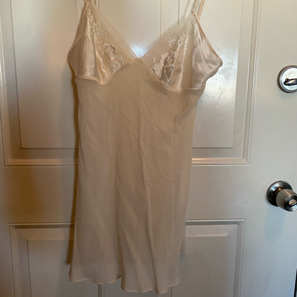 Victoria's Secret Cream Lace Chemise